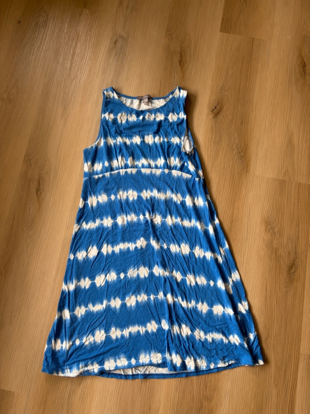 Peace & Pearls - Women’s Tie-Dye Blue and White Sleeveless Midi Dress - M